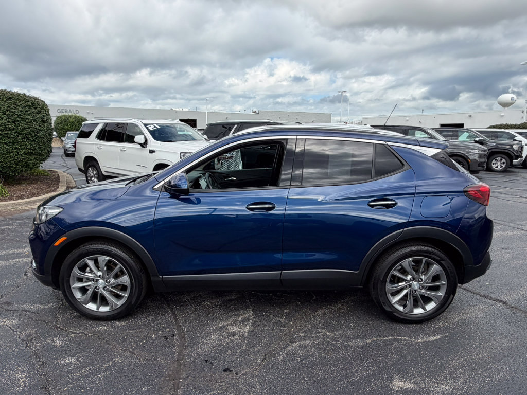 Certified 2023 Buick Encore GX Essence w/ Experience Buick Package FWD image 4