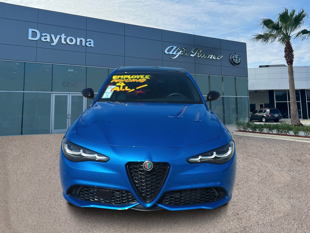 New 2025 Alfa Romeo Giulia w/ Driving Assist Package RWD image 8