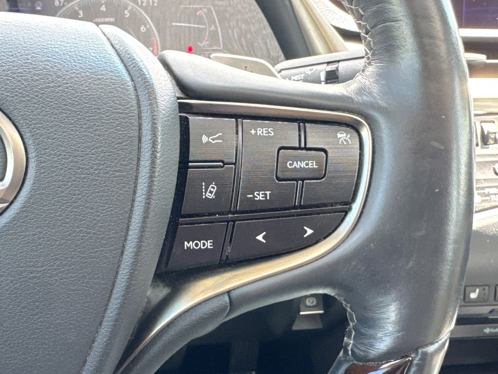Used 2019 Lexus ES 350 w/ Premium Package FWD image 22