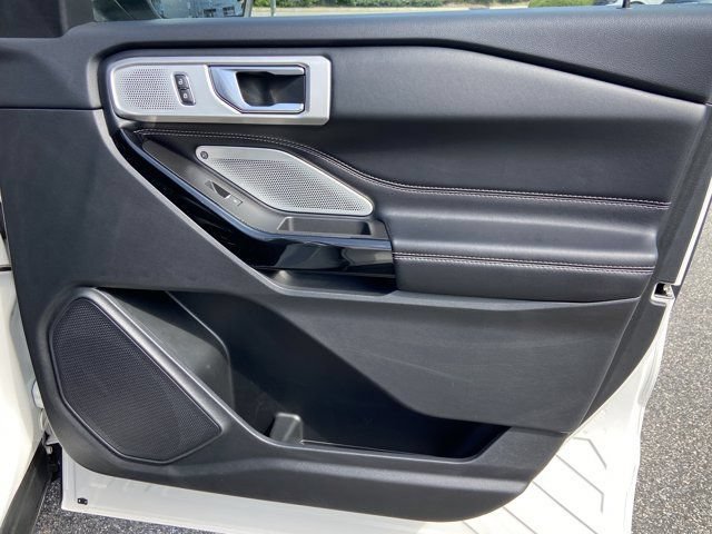 Used 2022 Ford Explorer ST w/ Equipment Group 401A AWD/4WD image 29