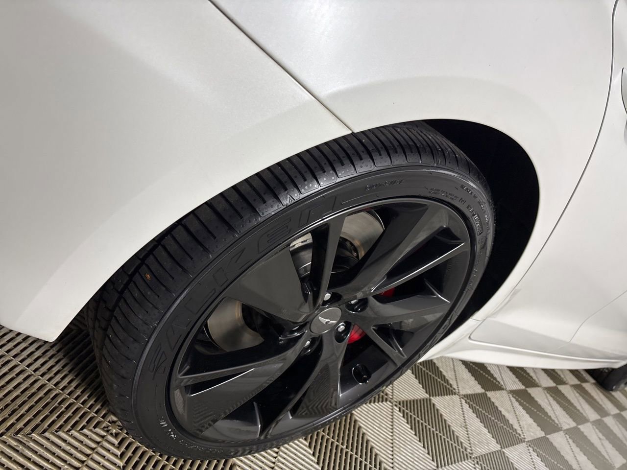 Used 2023 Genesis G70 3.3T w/ Sport Prestige Package image 36