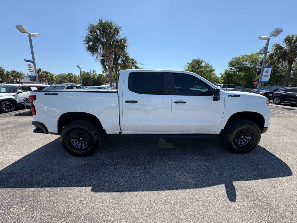 Used 2024 Chevrolet Silverado 1500 LT Trail Boss w/ Convenience Package II image 8