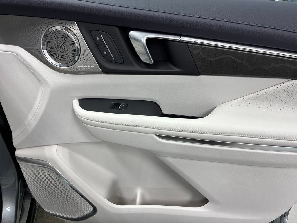 New 2027 Buick Enclave Avenir AWD/4WD image 8