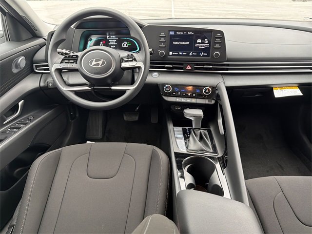 New 2026 Hyundai Elantra Blue image 22