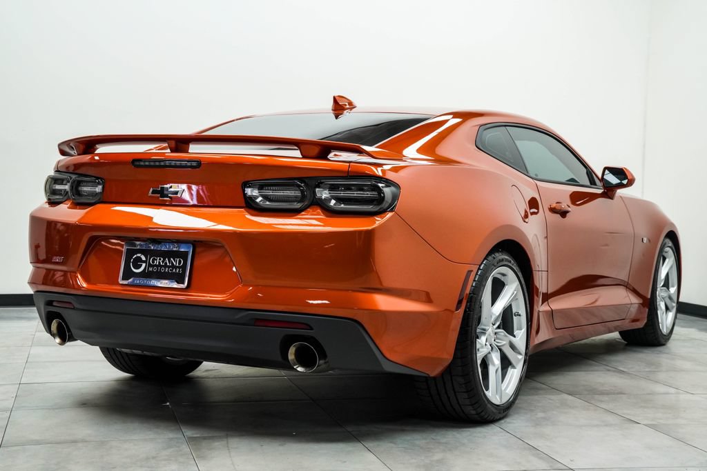 Used 2022 Chevrolet Camaro SS RWD image 12