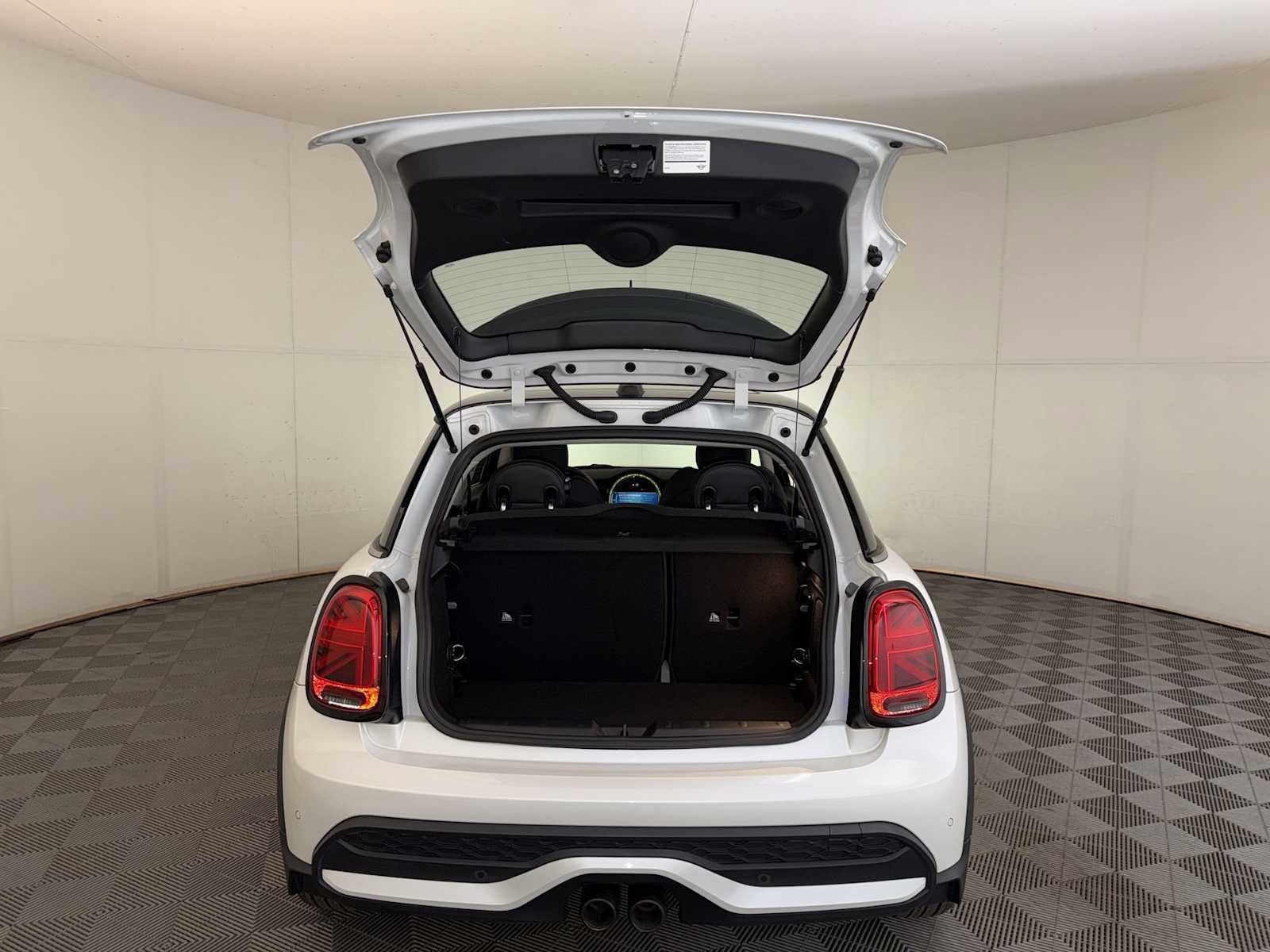 Certified 2024 MINI Cooper S FWD image 22