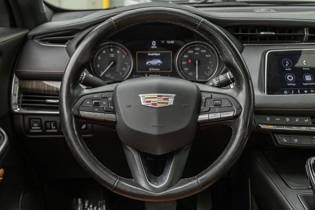 Used 2023 Cadillac XT4 Premium Luxury w/ Technology Package image 9