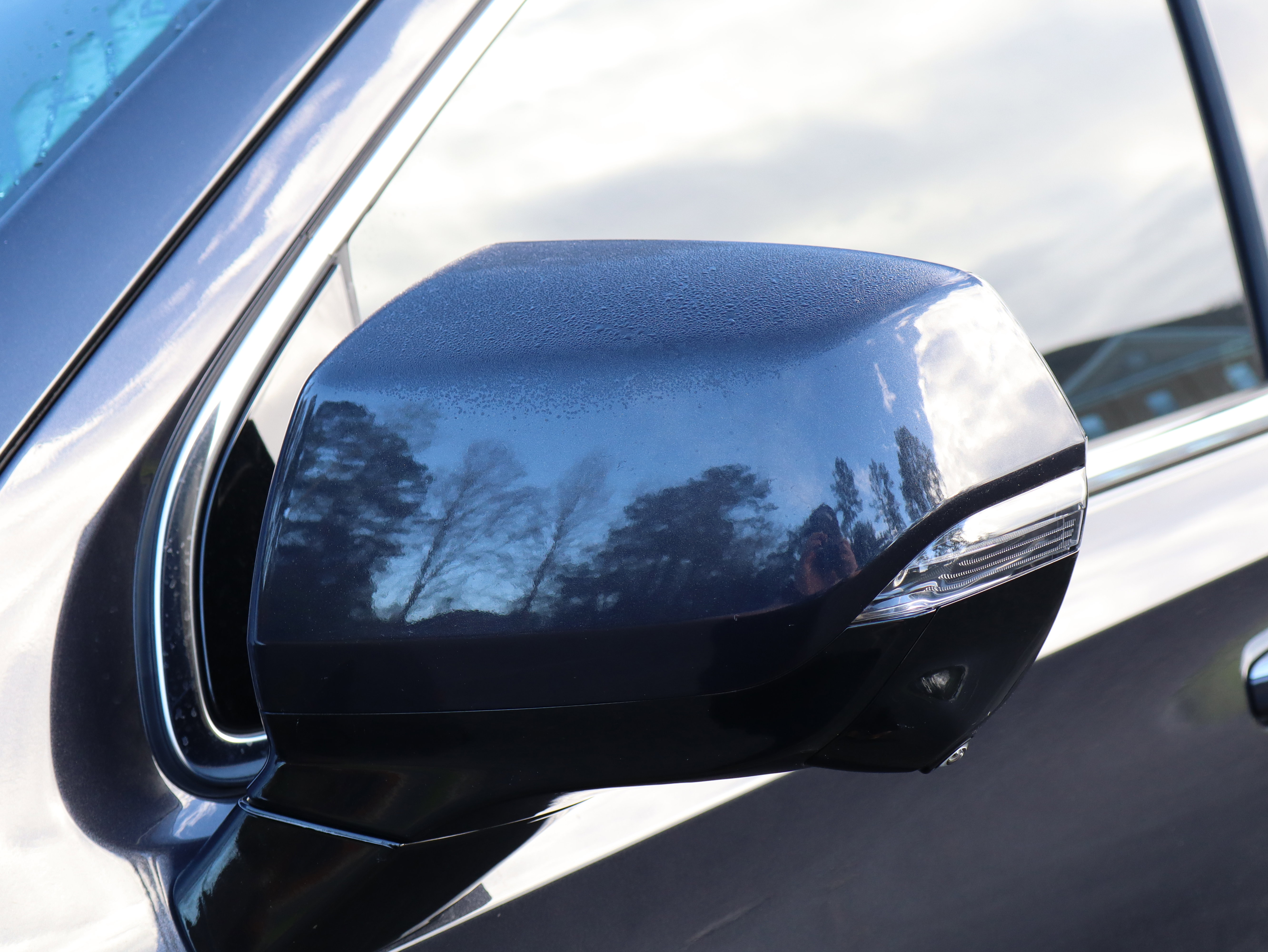 Used 2023 Cadillac Escalade Premium Luxury w/ LPO, Floor Liner Package image 14