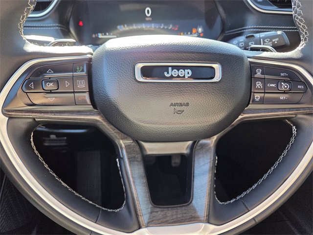 Used 2024 Jeep Grand Cherokee L Limited w/ Luxury Tech Group II image 39