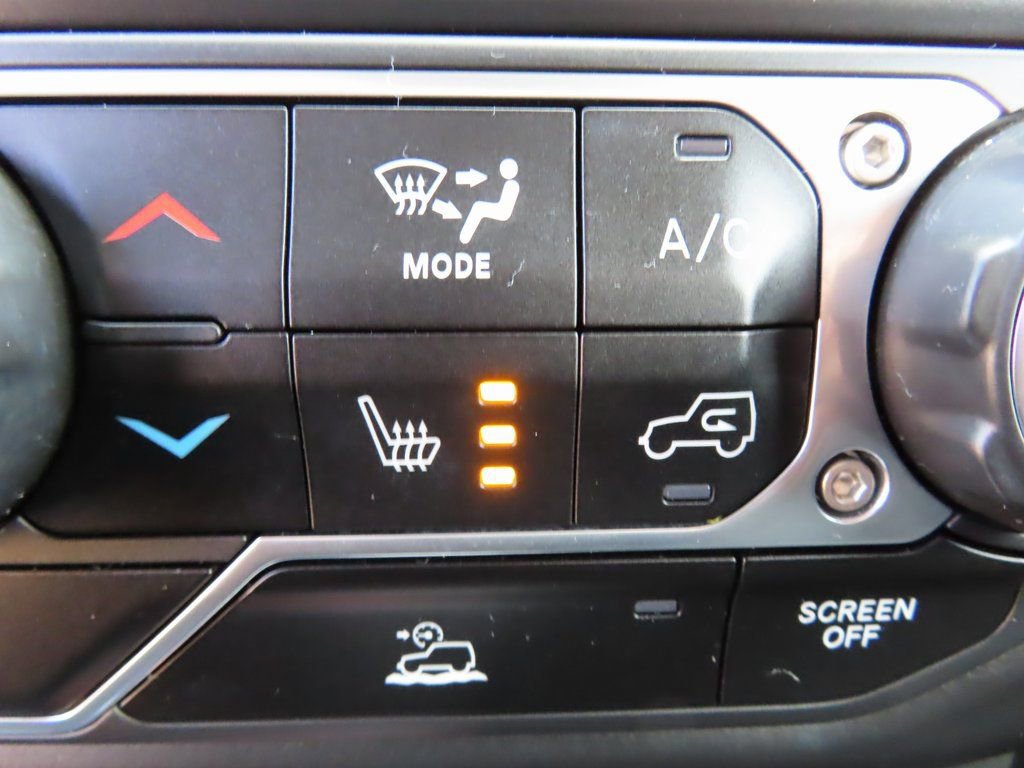 Used 2022 Jeep Wrangler Unlimited Sport AWD/4WD image 7