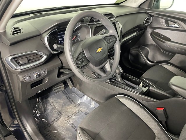Used 2021 Chevrolet TrailBlazer LT w/ Convenience Package image 5