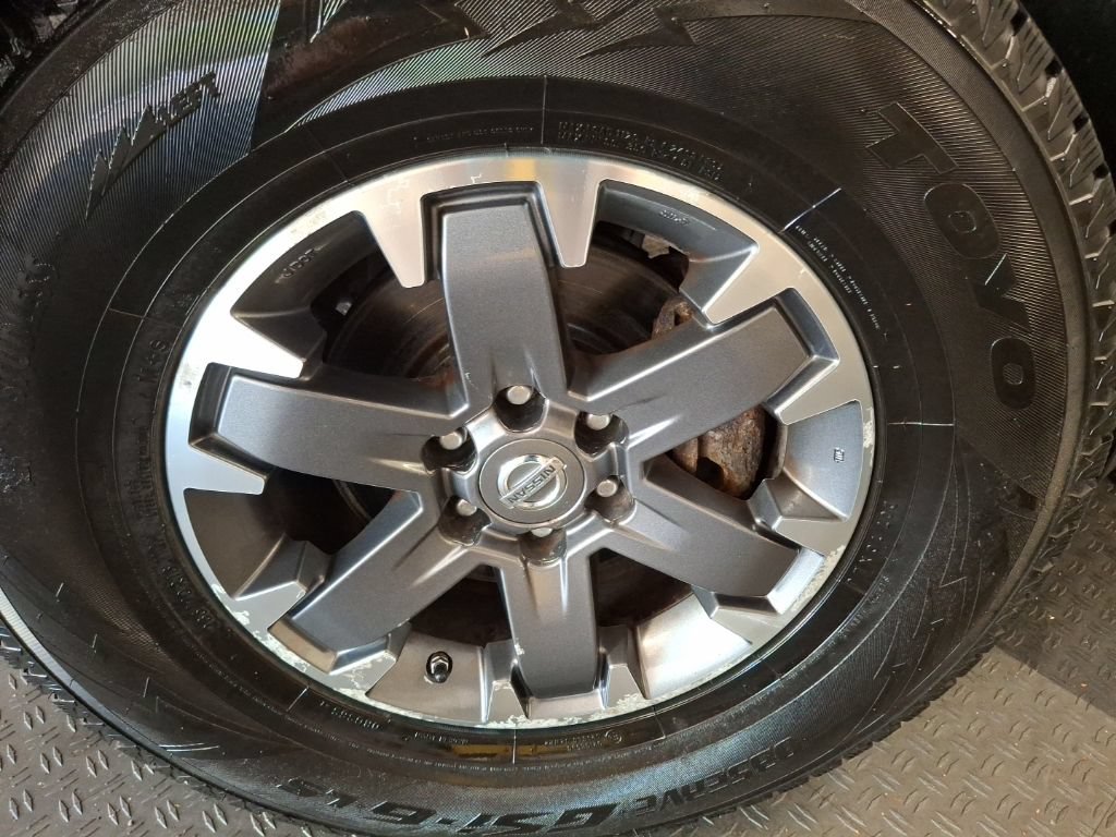 Used 2014 Nissan Xterra PRO-4X AWD/4WD image 4