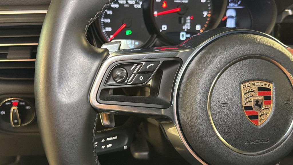 Used 2019 Porsche Macan AWD/4WD image 23