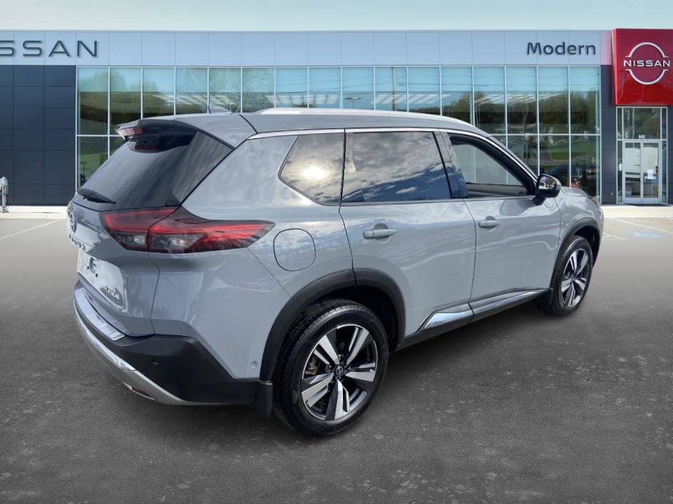 Used 2021 Nissan Rogue Platinum image 5