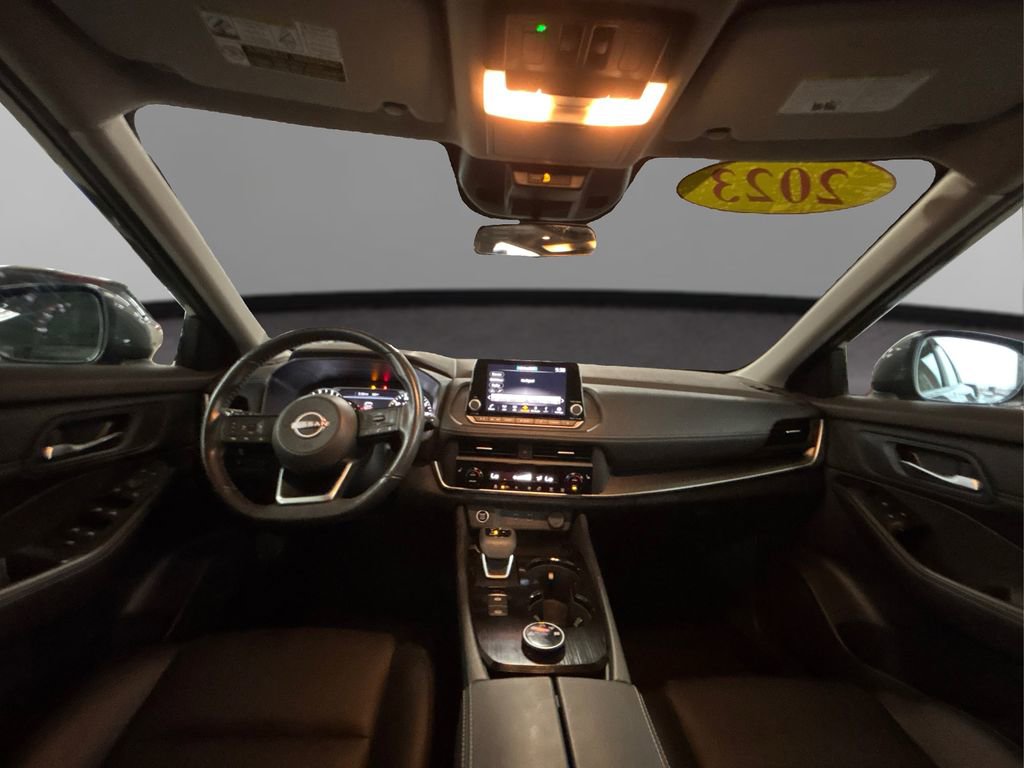 Certified 2023 Nissan Rogue SV w/ SV Premium B Package image 28