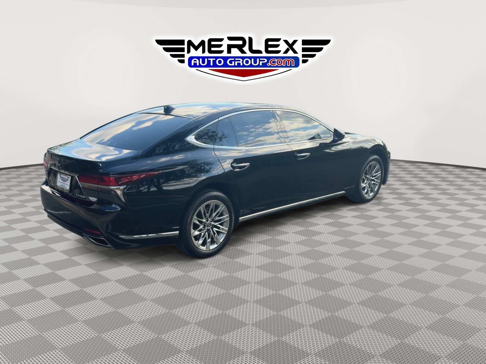 Used 2018 Lexus LS 500 w/ Interior Upgrade Package RWD image 8