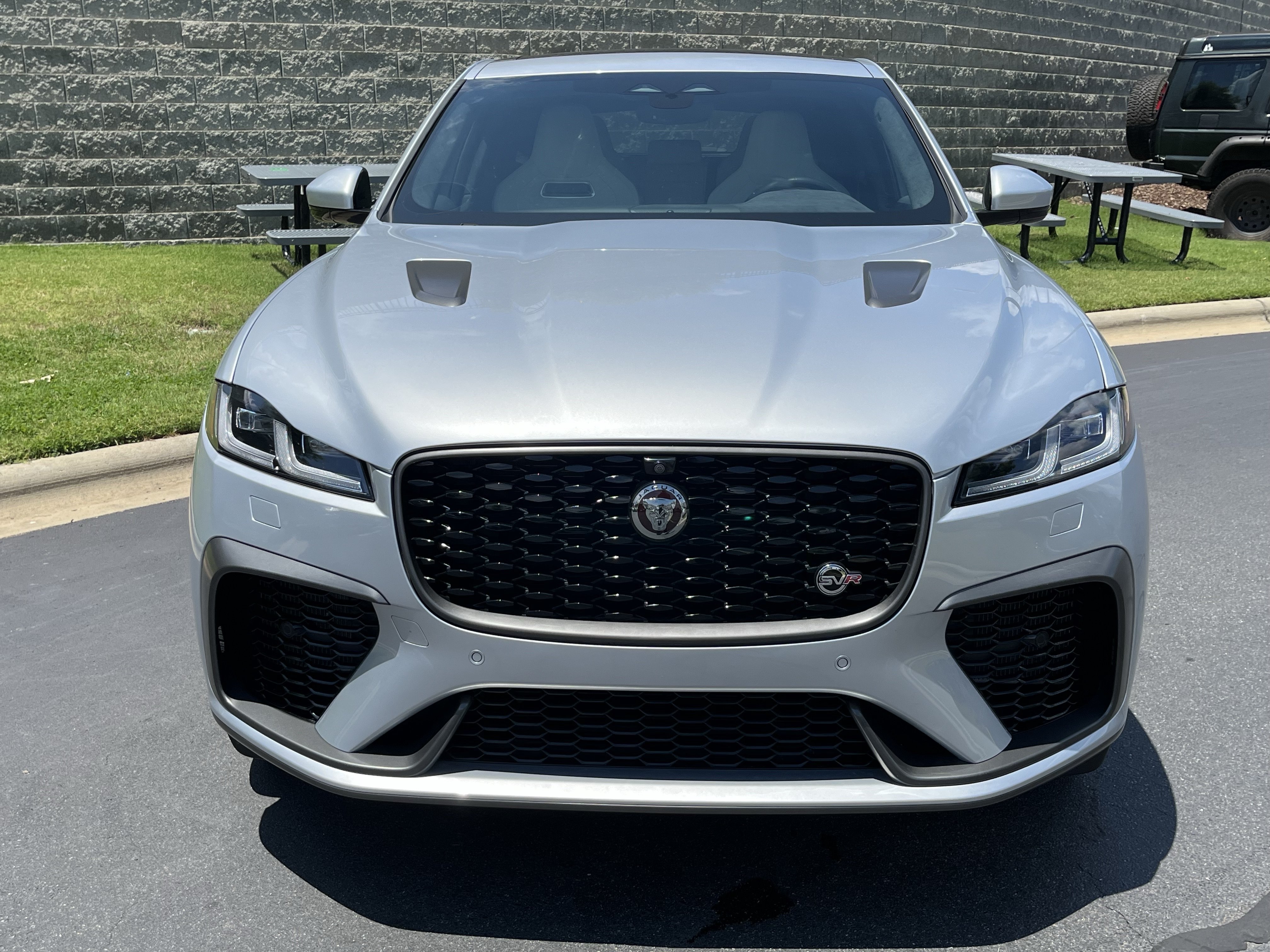 Used 2022 Jaguar F-PACE SVR AWD/4WD image 18