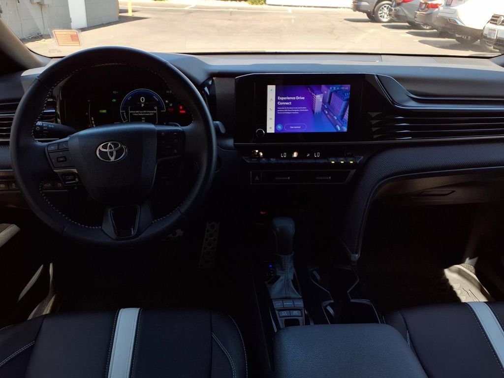 Certified 2025 Toyota Camry SE FWD image 21