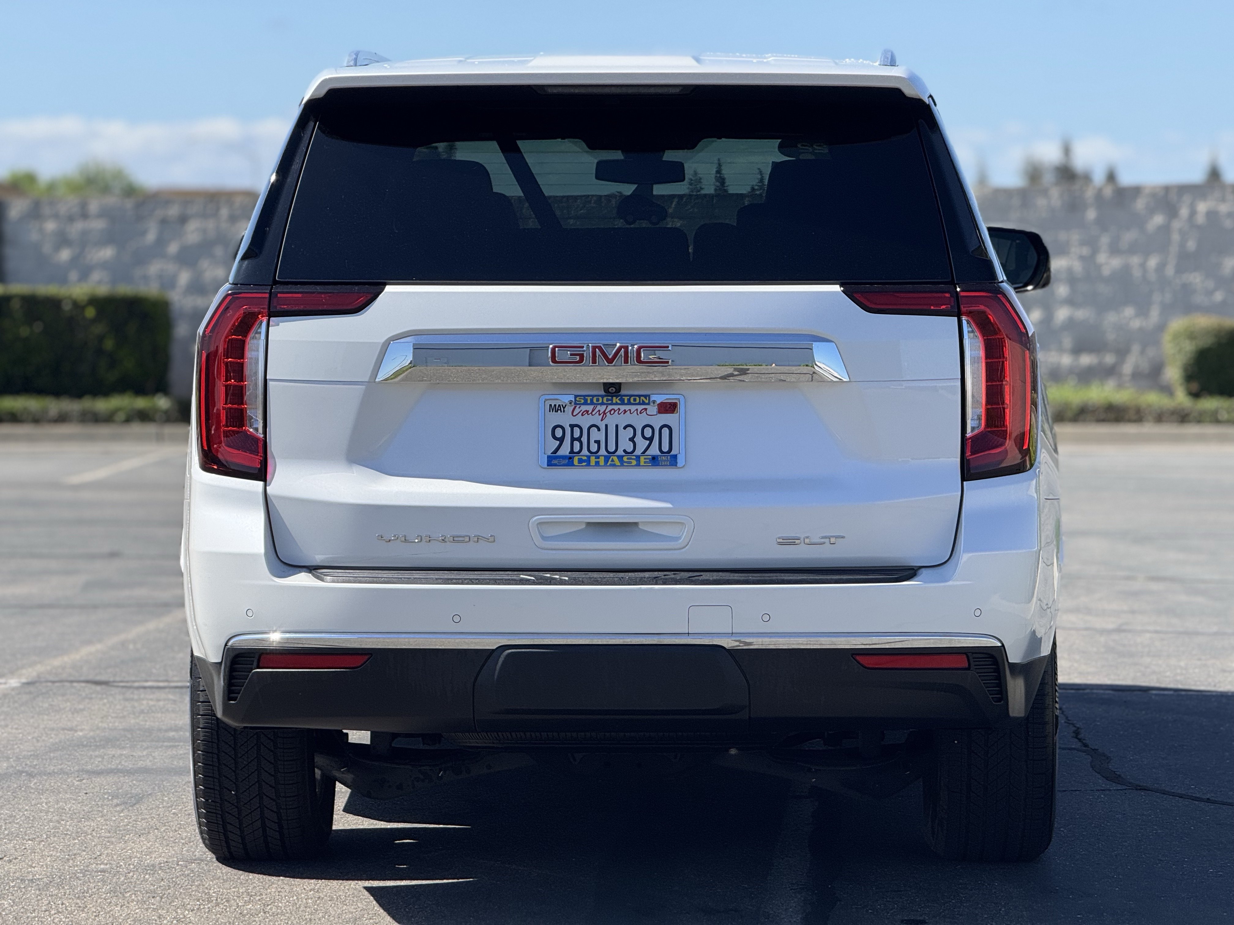Certified 2022 GMC Yukon SLT w/ SLT Luxury Package RWD image 6