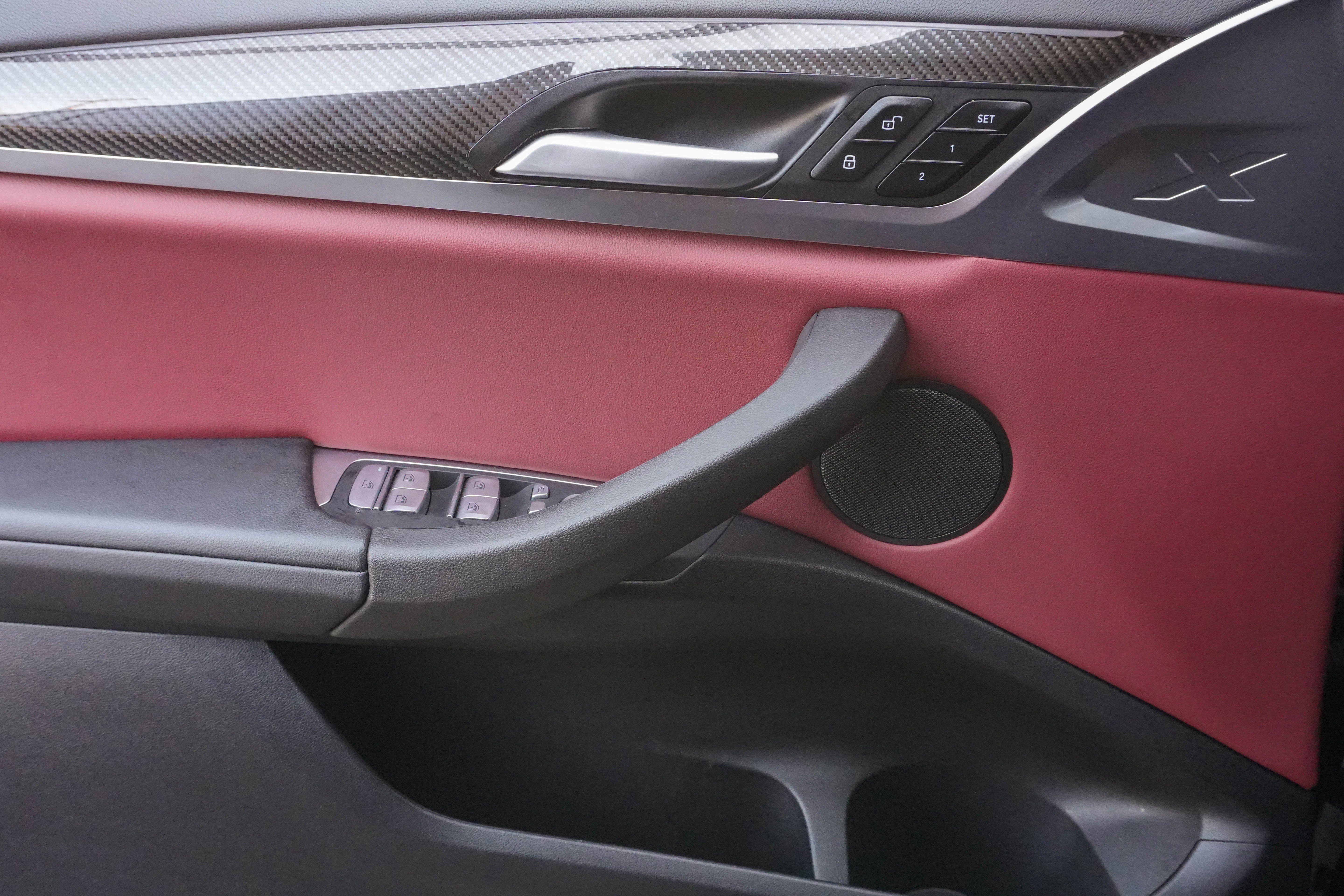 Certified 2024 BMW X4 M40i w/ Premium Package image 32