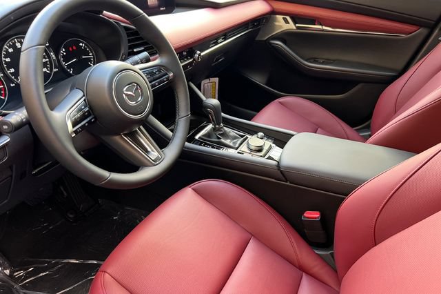 New 2026 MAZDA MAZDA3 Hatchback w/Premium Plus Pkg AWD/4WD image 10