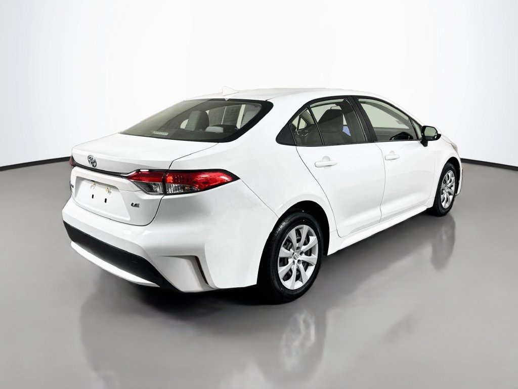 Used 2022 Toyota Corolla LE FWD image 8