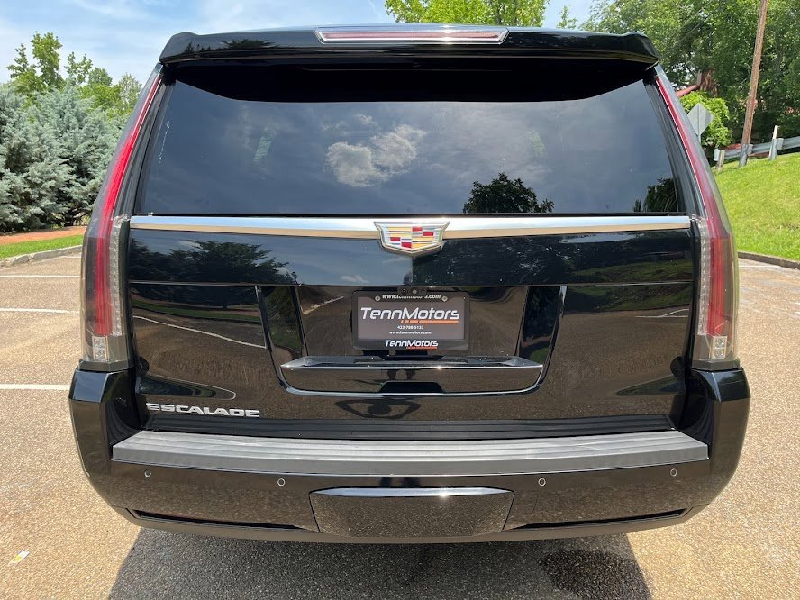 Used 2019 Cadillac Escalade Platinum image 53