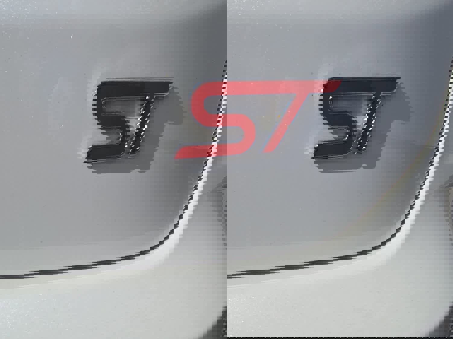 Used 2022 Ford Edge ST w/ Equipment Group 401A image 9