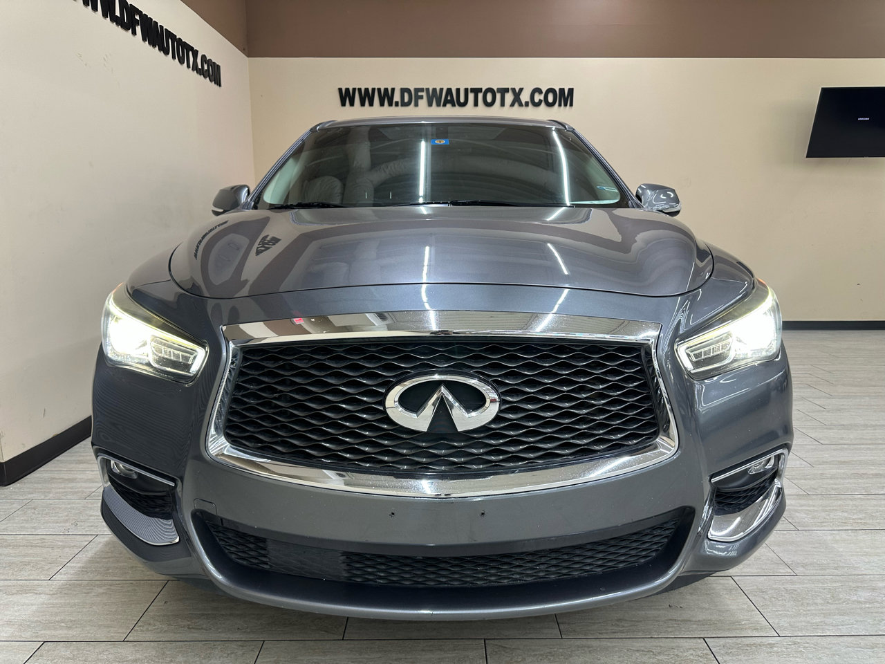 Used 2018 INFINITI QX60 Luxe image 3