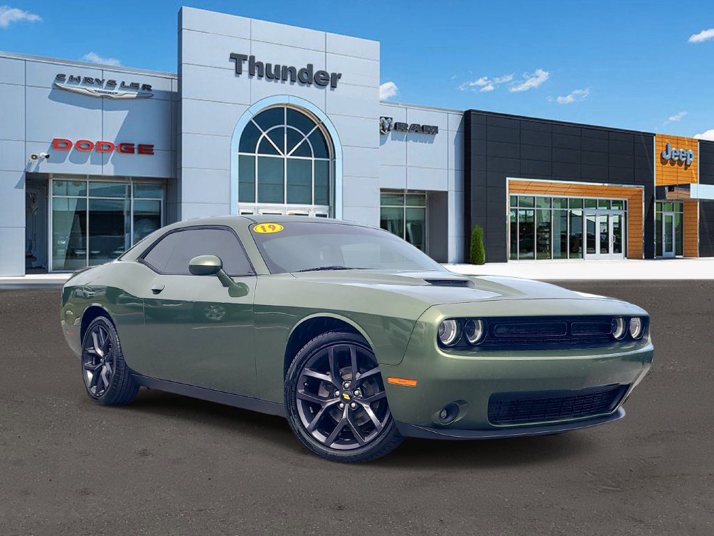Used 2019 Dodge Challenger SXT w/ Blacktop Package