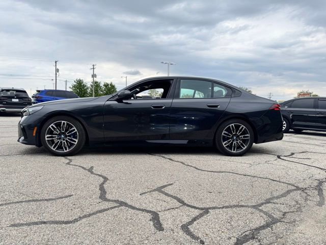 Certified 2024 BMW 540i xDrive w/ Premium Package AWD/4WD image 7