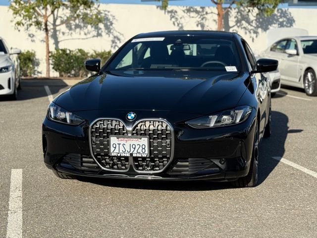 Used 2026 BMW 430i Coupe w/ Parking Assistance Package image 3