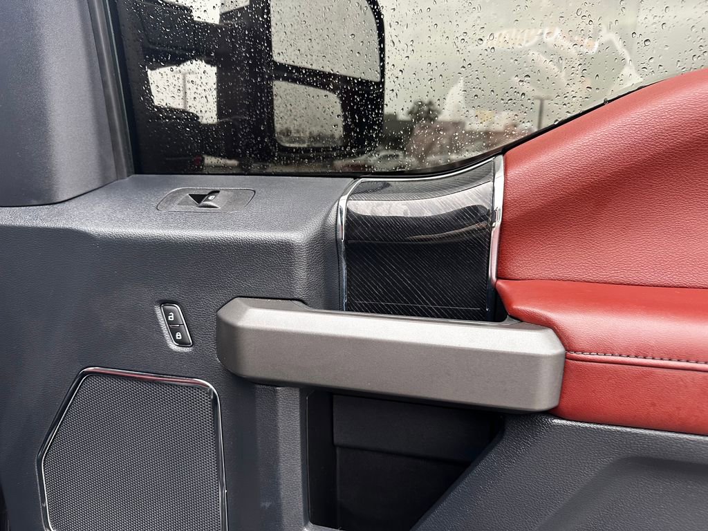 Used 2022 Ford F250 Platinum w/ FX4 Off-Road Package image 38