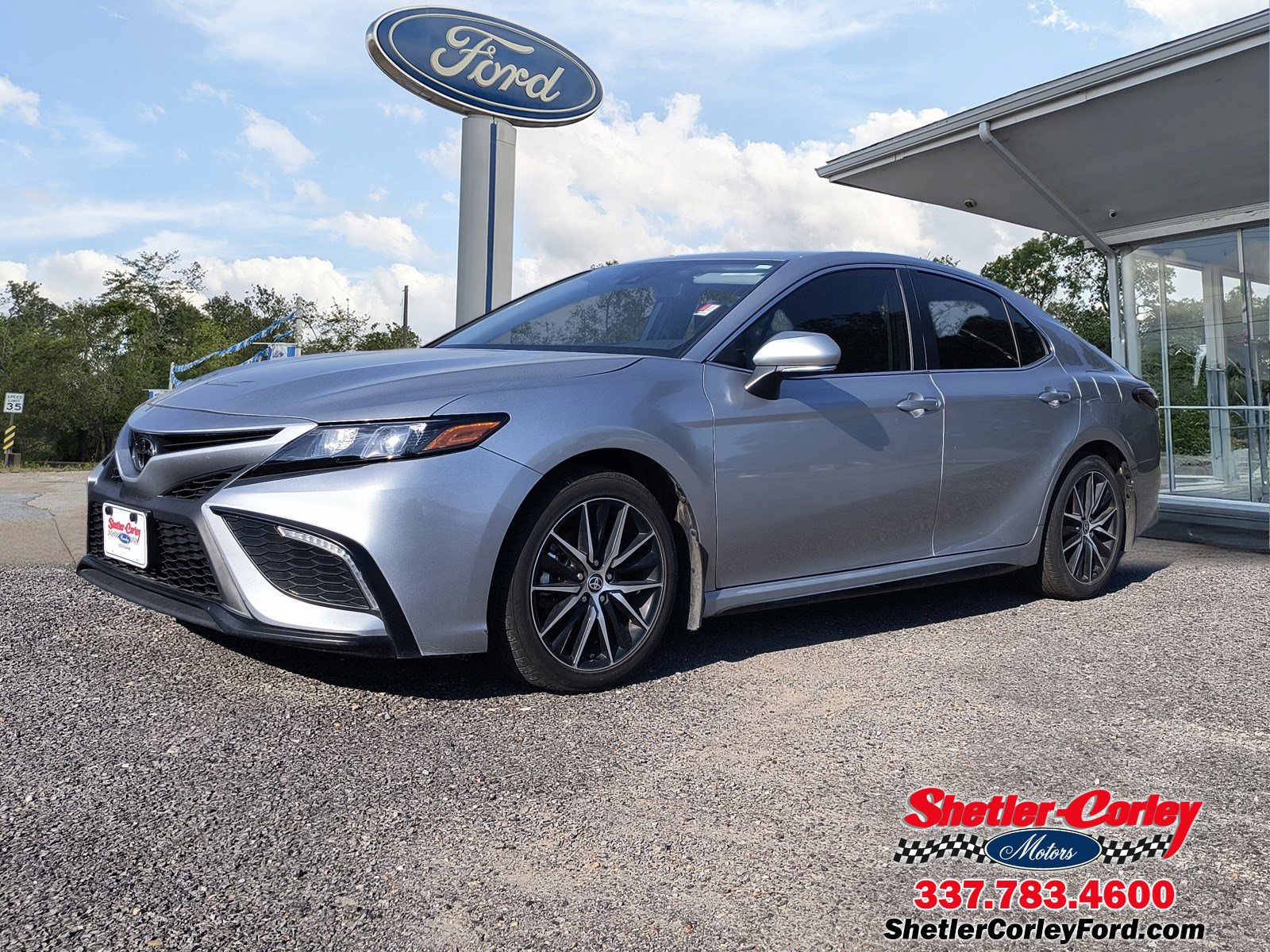 Used 2024 Toyota Camry SE
