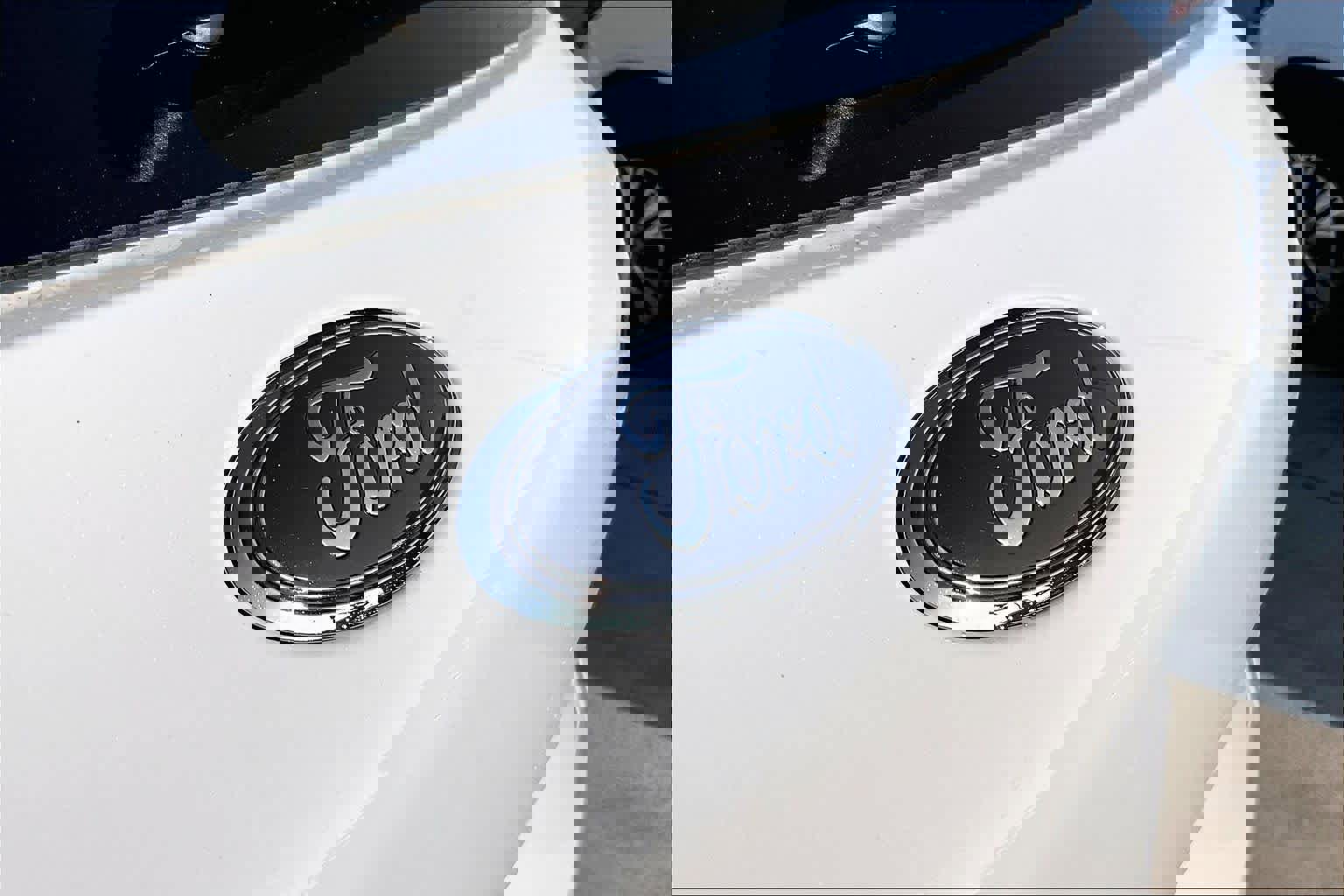 Used 2021 Ford Escape SE image 29