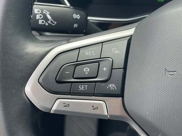 Used 2023 Volkswagen Jetta SE FWD image 8
