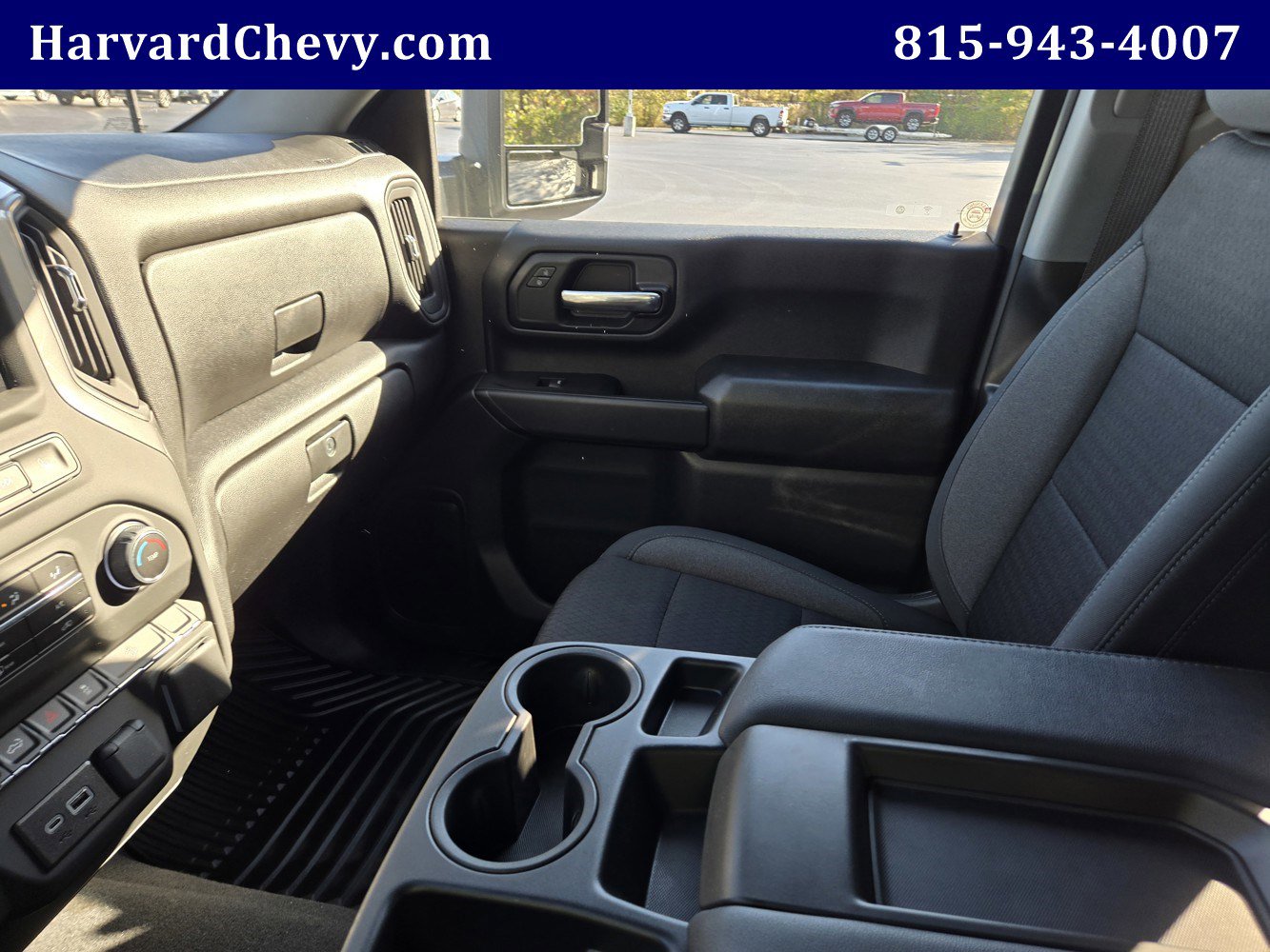 Used 2024 Chevrolet Silverado 2500 Custom w/ Custom Value Package image 15