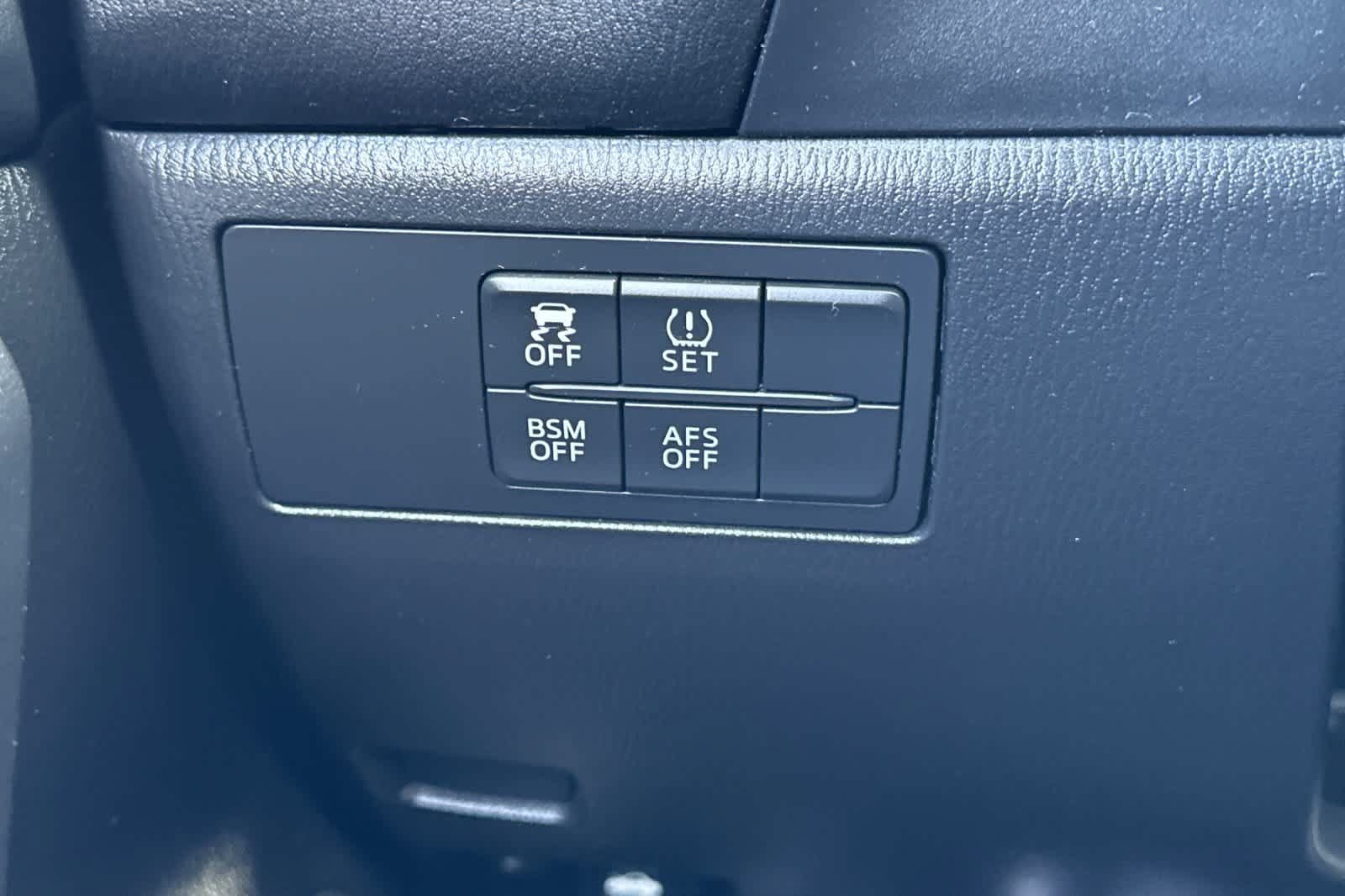 Used 2015 MAZDA MAZDA3 s Grand Touring FWD image 30