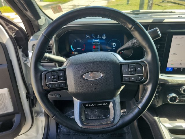 Certified 2025 Ford F250 Platinum AWD/4WD image 23