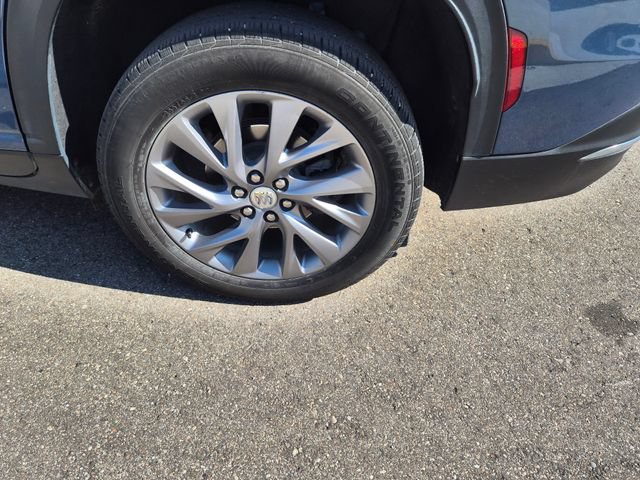 Used 2025 Buick Enclave Preferred w/ Trailering Package, 5000 lbs. FWD image 12
