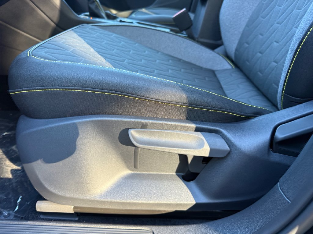 New 2027 Volkswagen Taos Sport AWD/4WD image 10