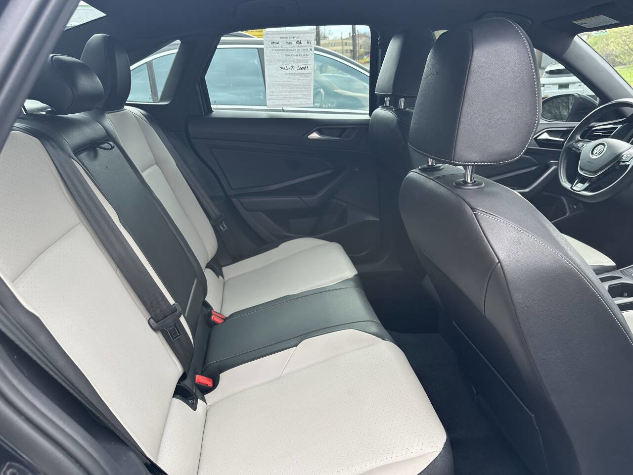 Used 2019 Volkswagen Jetta R-Line image 10