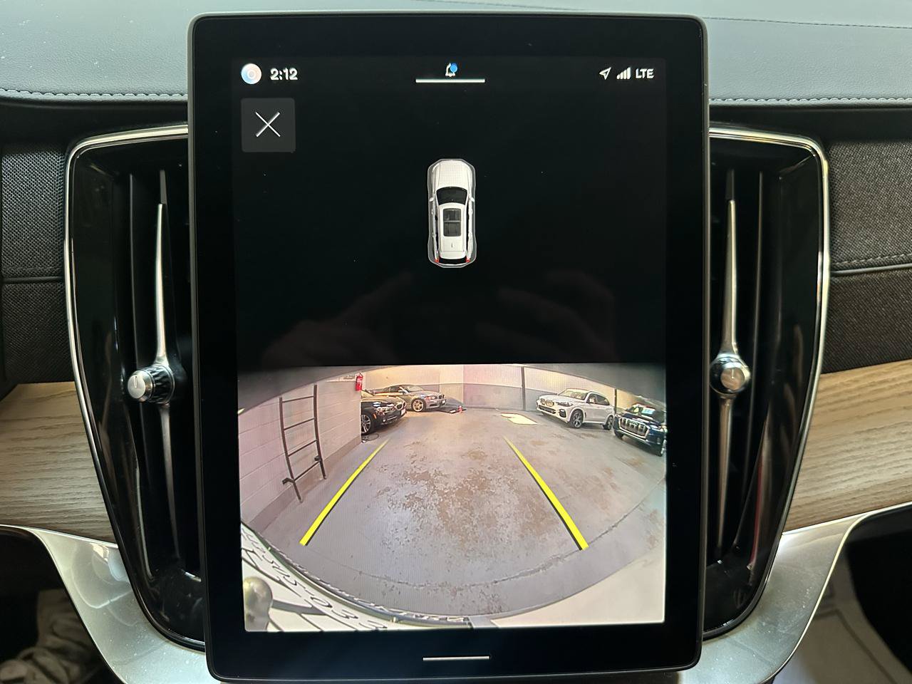 Used 2025 Volvo XC90 B6 Core w/ Protection Package AWD/4WD image 22