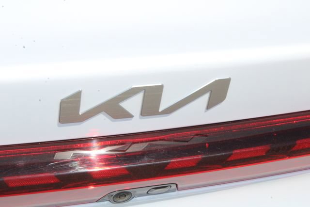 Used 2023 Kia K5 LXS FWD image 8