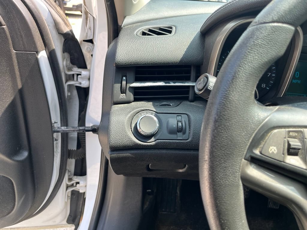 Used 2013 Chevrolet Malibu LT w/ Power Convenience Package FWD image 23
