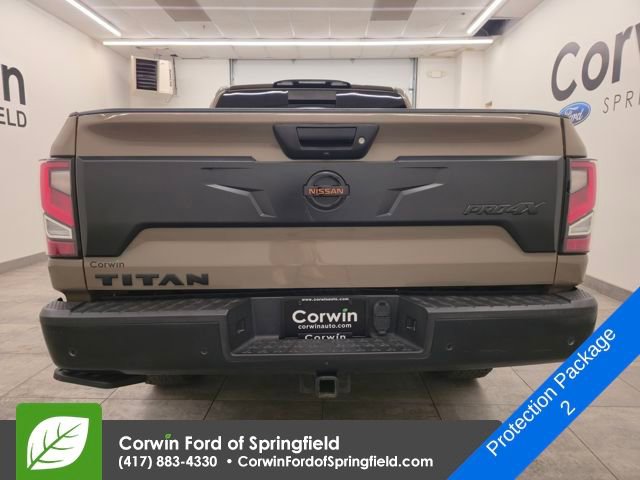 Used 2020 Nissan Titan PRO-4X w/ Pro-4x Convenience Package image 3