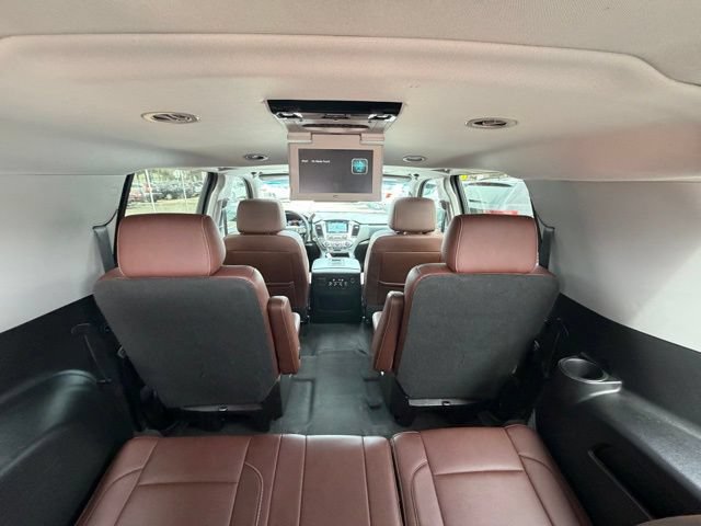 Used 2019 Chevrolet Suburban Premier w/ Premier Plus Edition AWD/4WD image 19