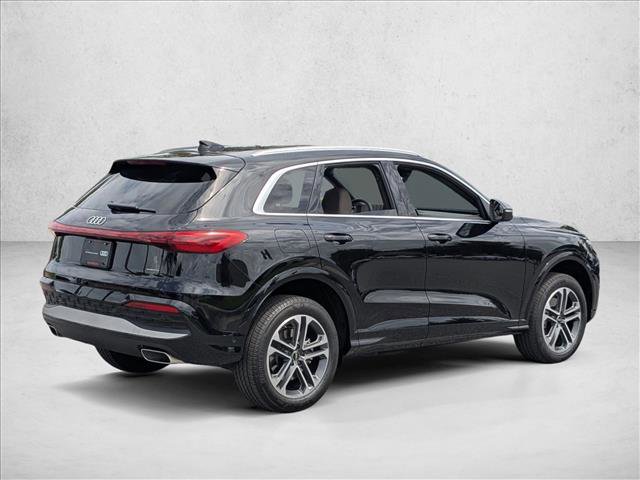 Certified 2025 Audi Q5 Premium w/ Convenience Package image 5