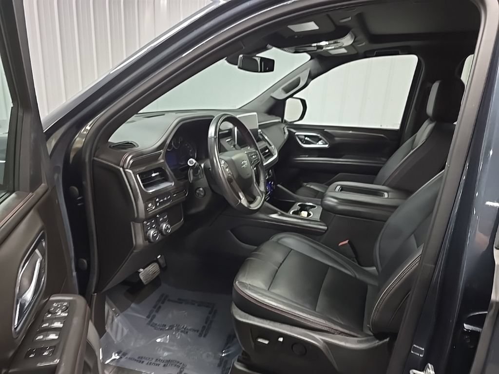 Used 2021 Chevrolet Tahoe RST w/ Luxury Package AWD/4WD image 30