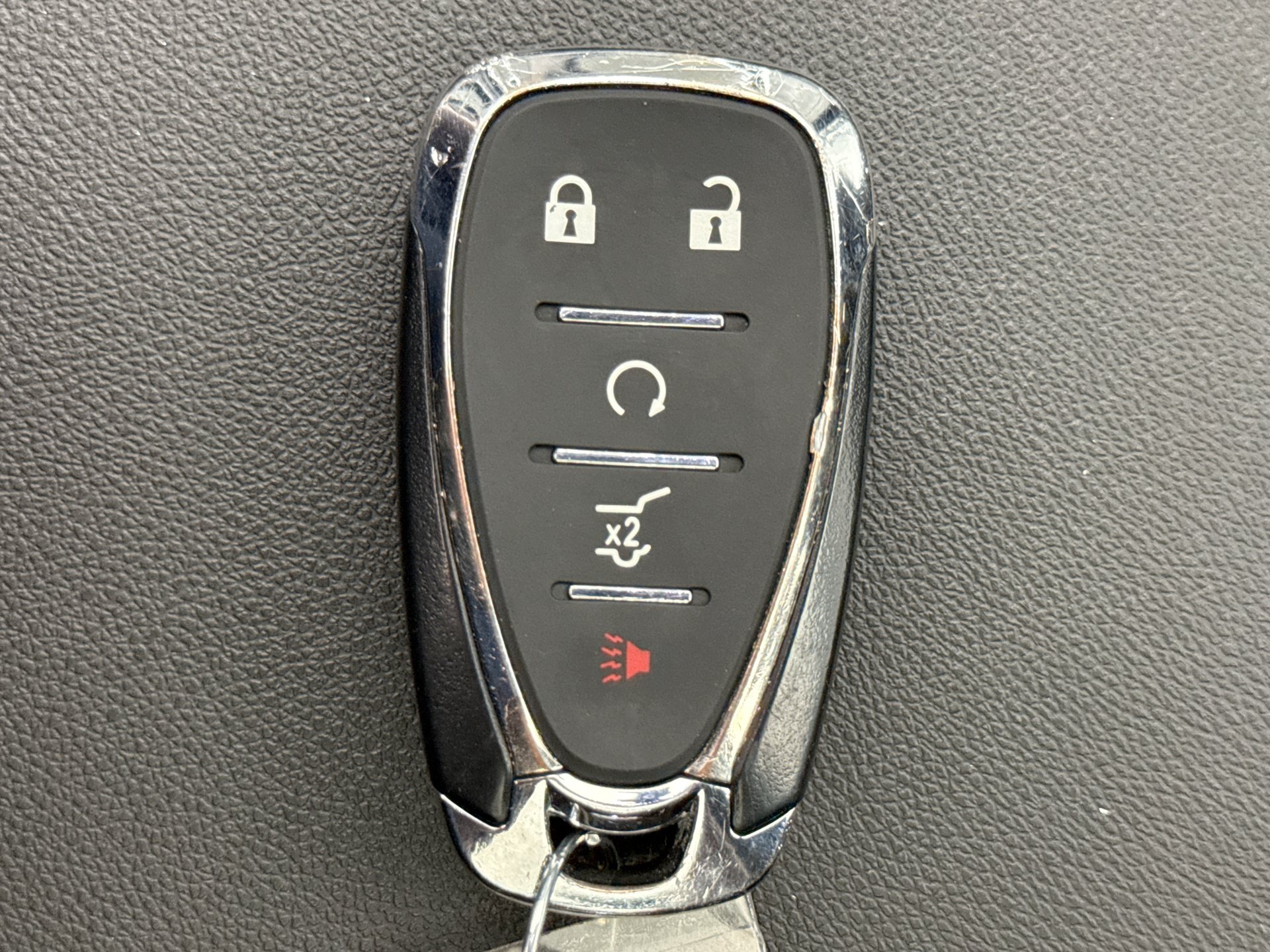 Used 2020 Chevrolet Equinox LT AWD/4WD image 24